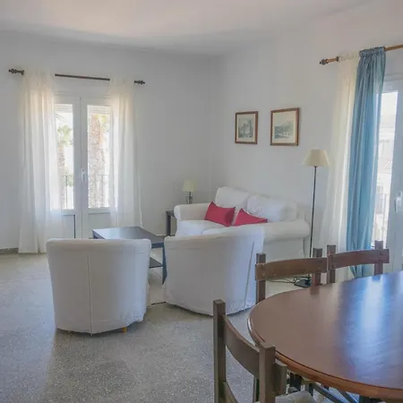 Apartamento Amplio Con Magnificas Vista A 6 Metros De La Playa *